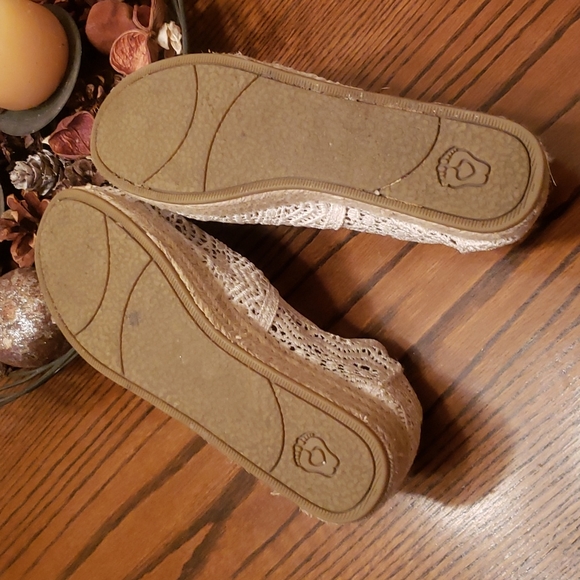 BOBs Espadrille Wedges sz 8 - Picture 3 of 3